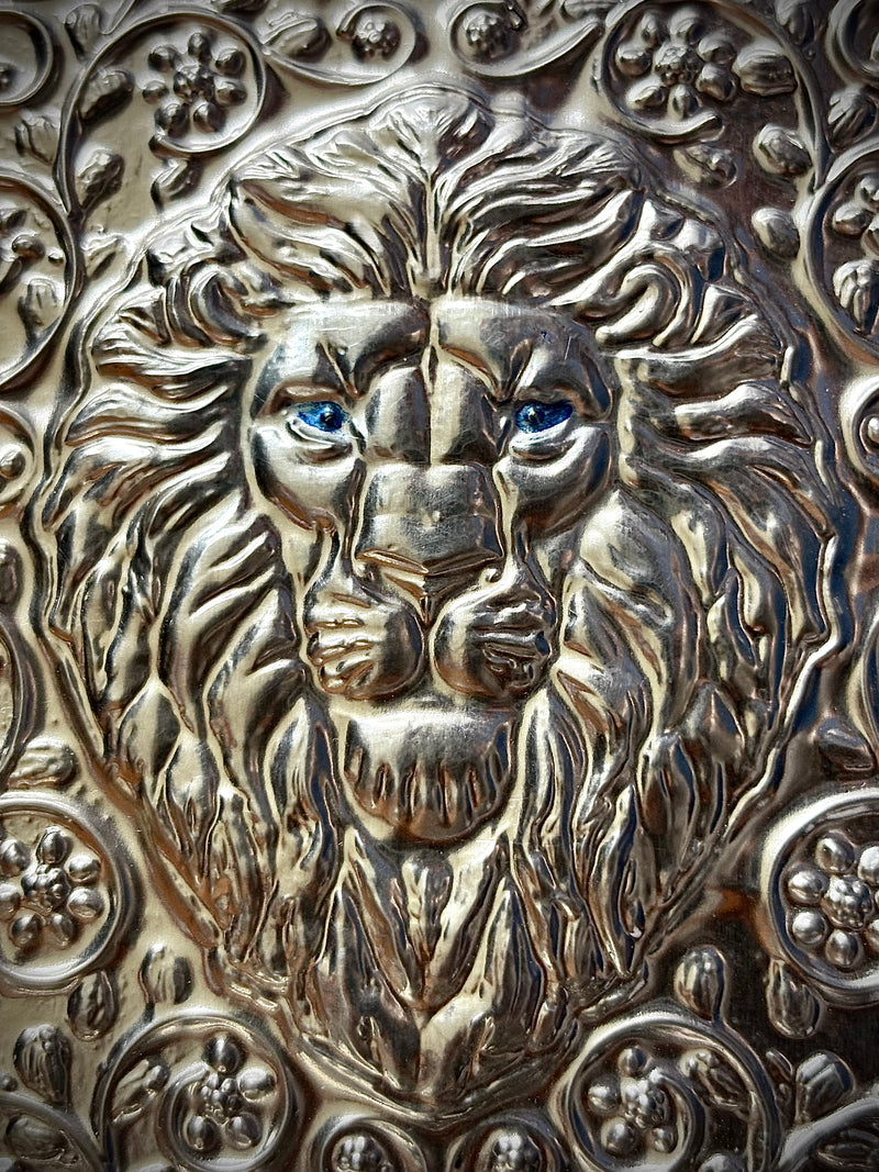 The Silver Owner - Blue Eyes ( Limited Edition )